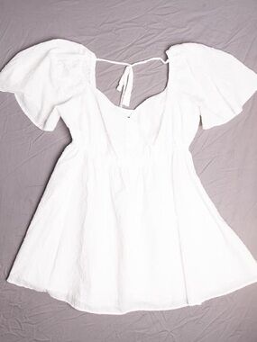 ASOS DESIGN Curve Womens US 16 White Swiss Dot Puff Sleeve Mini Dress Open Back